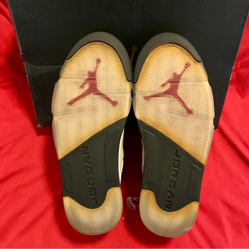 Men’s Jordan Retro 5 ‘Fire Red’ (12) - Picture 5 of 5